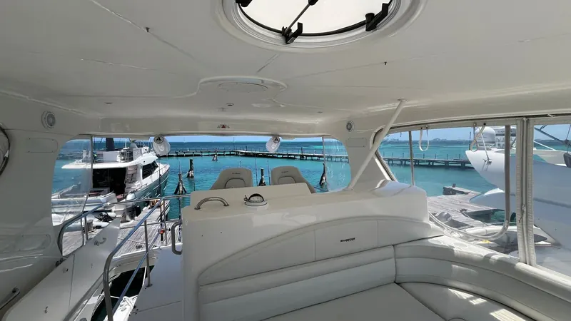 Hatteras 50Ft, photo 10